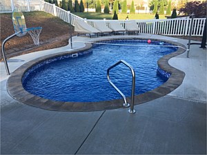 Fiberglass 'Venetian' Pool & Bar Area